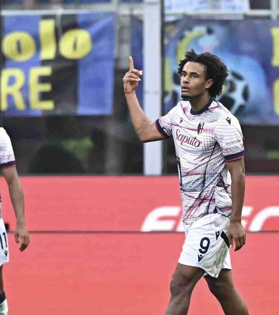 Zirkzee Milan