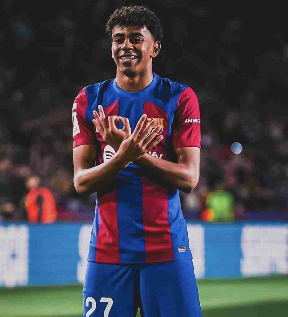 Yamal Adee festa 18 ann8