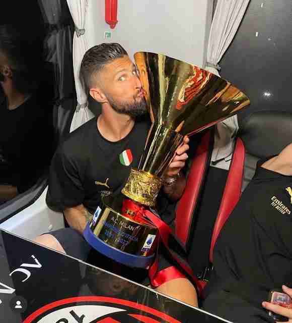 Giroud addio Milan