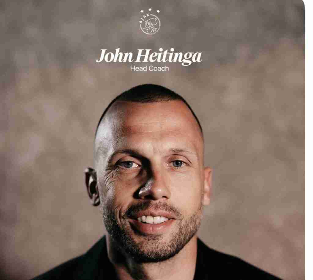 Heitinga Ajax ufficiale