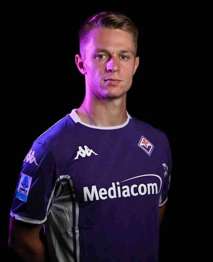 Nicolussi Caviglia Milan