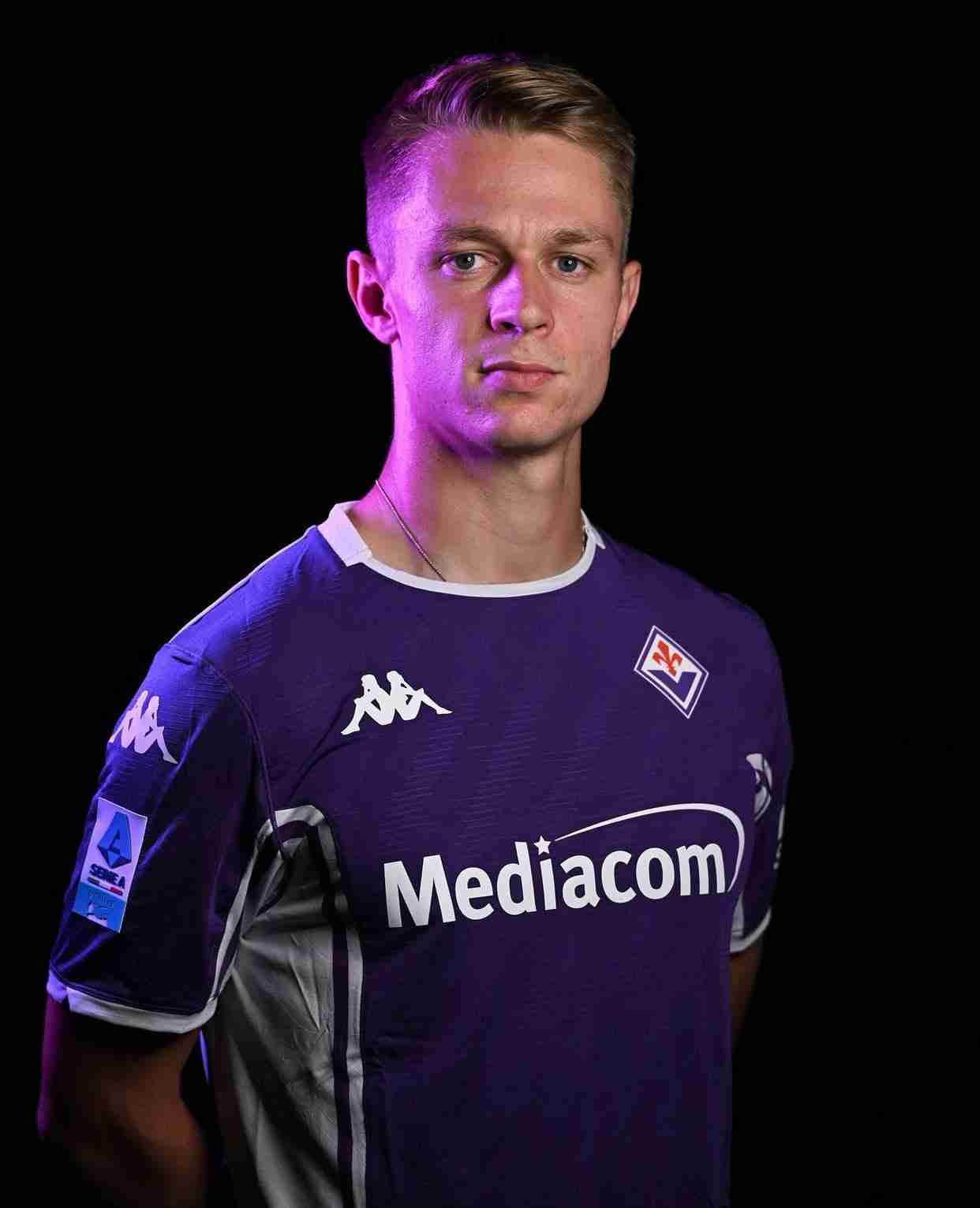 Nicolussi Caviglia Milan